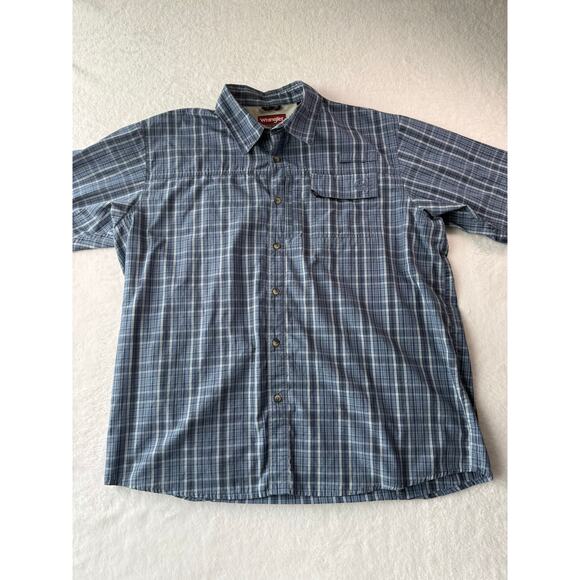 Wrangler Originals Short Sleeve Shirt Size XL Plaid Zip Pocket Fly Fishing Top - Picture 1 of 9